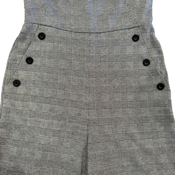 June & Hudson Glen Plaid Houndstooth Wide Leg Jumpsuit - Picture 6 of 16